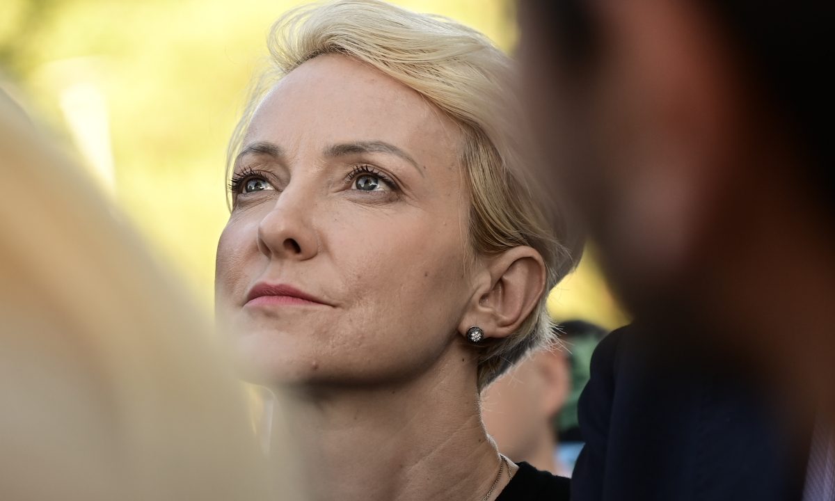 Η Αλεξάνδρα Σδούκου σε δηλώσεις της για την πολιτική κατάσταση.
