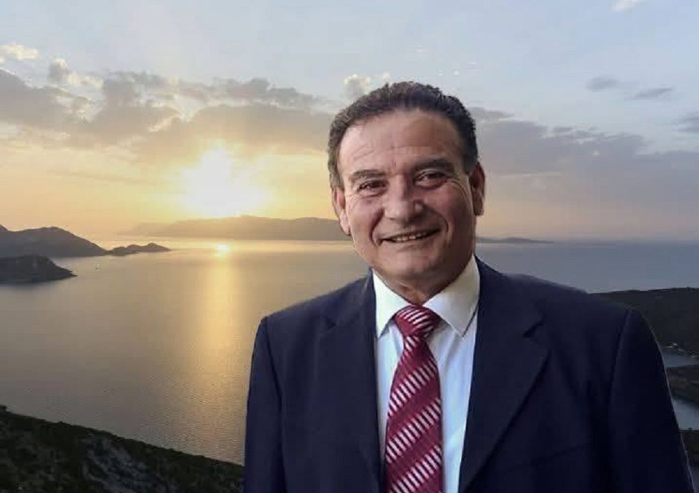 Ο Δημήτρης Καρύδης, δήμαρχος Φούρνων Κορσεών