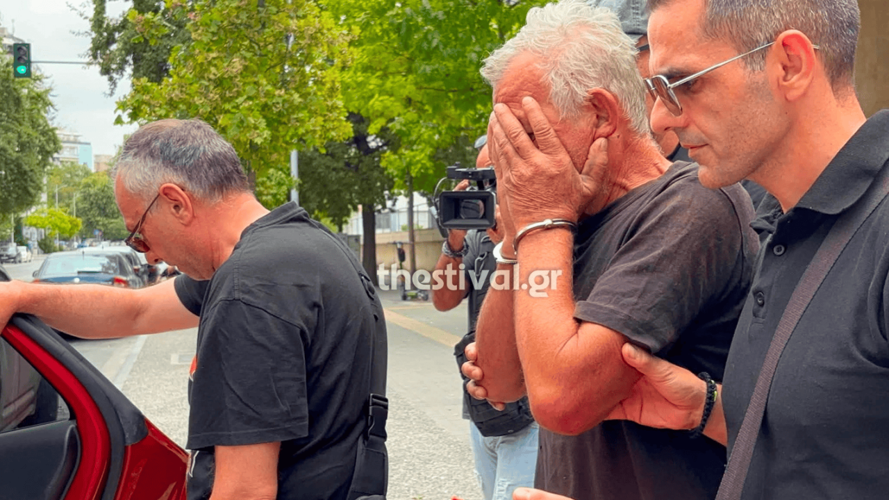 Πυρκαγιά στην περιοχή της Σίνδου Θεσσαλονίκης.