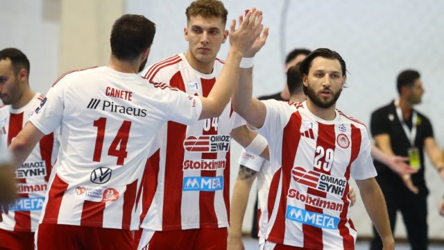 Ολυμπιακός – ΑΕΚ 35-24: Πέντε στα πέντε και απόλυτος κυρίαρχος του Super Cup